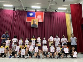 112學年度第二學期兒童朝會及頒獎照片:98A97B21-DD05-4A7B-B0BC-24EC9C412B8A
