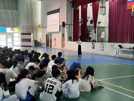 113學年度第二學期兒童朝會照片(頒獎+網路成癮宣導):S__49782790_0