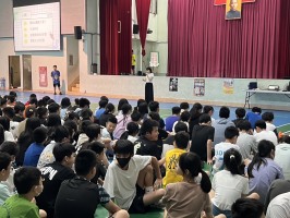 113學年度第二學期兒童朝會照片(頒獎+網路成癮宣導):S__49782799_0