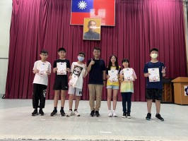 113學年度第二學期兒童朝會照片(頒獎+網路成癮宣導):S__49782808_0