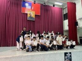 113學年度第二學期兒童朝會照片(頒獎+網路成癮宣導):S__49782813_0