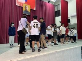 113學年度第二學期兒童朝會照片(頒獎+網路成癮宣導):S__49782814_0